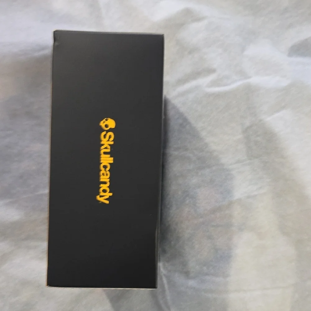 Skullcandy Grom Wireless Headphones - Black and Yellow